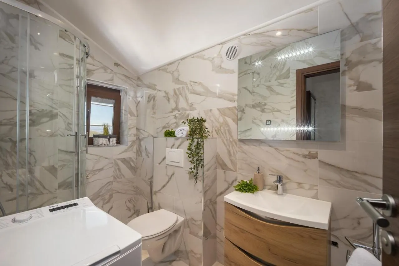 Villa Adriatic, Apartment Enio With Swimming Pool, Panoramic Sew View, Free Parking Ičići Kroatien