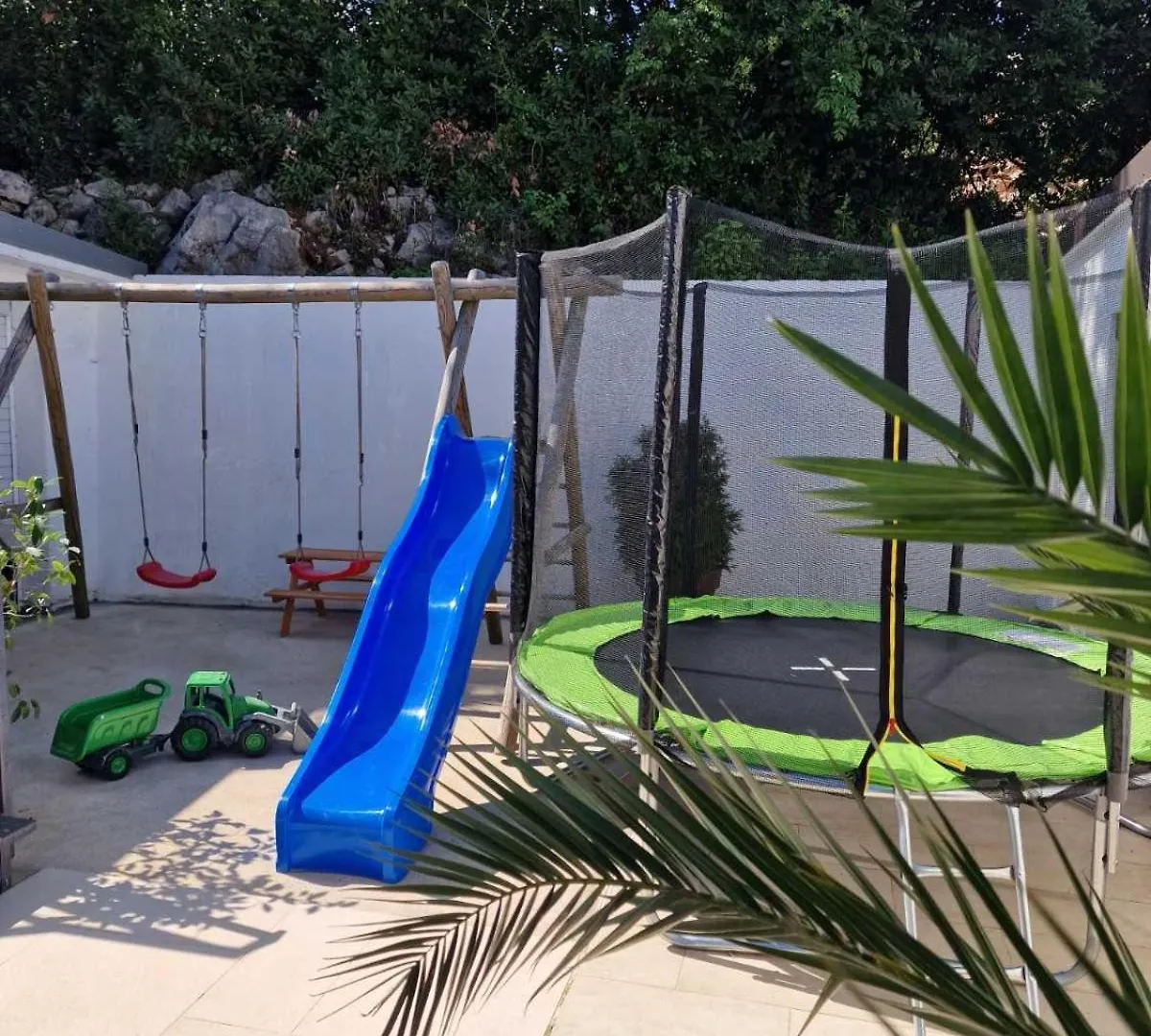 Villa Adriatic, Apartment Enio With Swimming Pool, Panoramic Sew View, Free Parking Icici 0*,  Croatia