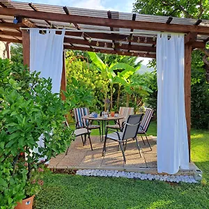  Apartment Peruc With Big Terrace And Beautiful Garden